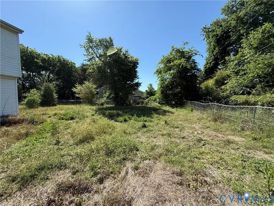 140 Gibbons Avenue, Petersburg, VA 23803 - #3