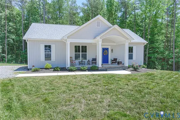 8007 E Patrick Henry Highway, Nottoway, VA 23955