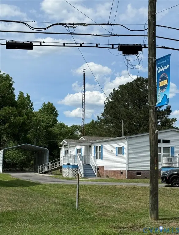 304 E Main Street, Wakefield, VA 23888 - #1