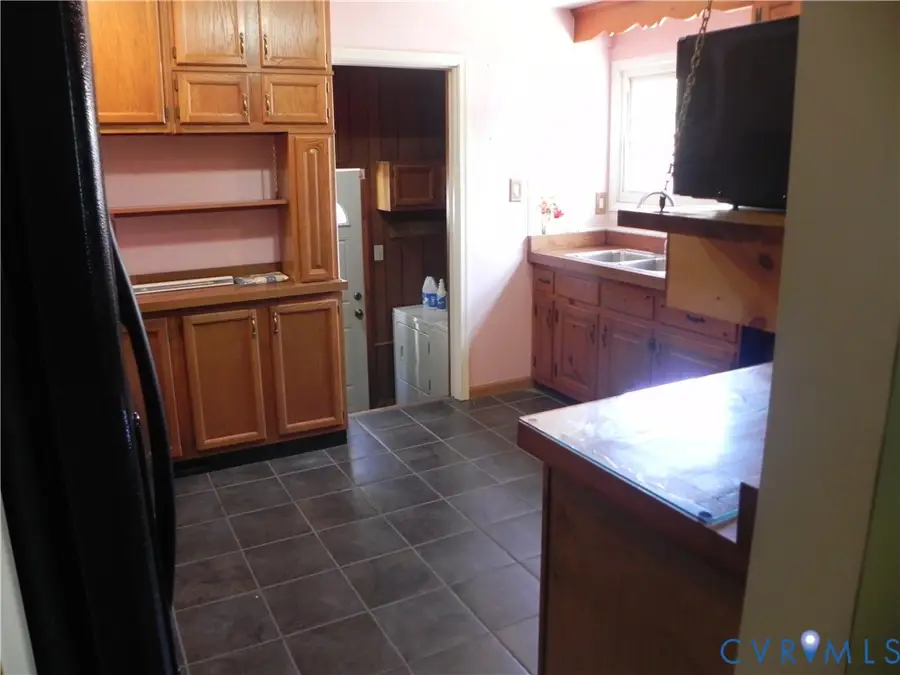 6413 Lythgoe Avenue, North Chesterfield, VA 23234 - #2