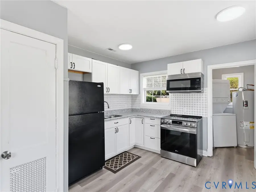 3420 Reynolds Road, East Highland Park, VA 23223 - #3