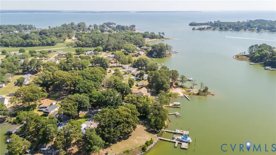 142 Circle Drive, Deltaville, VA 23043 - #2