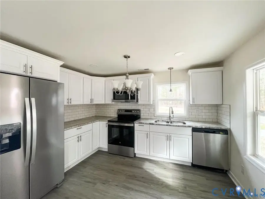 301 N Sullivan Street, Blackstone, VA 23824 - #2