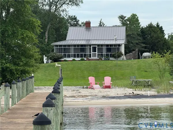 191 Point Breeze Lane, Dunnsville, VA 22454