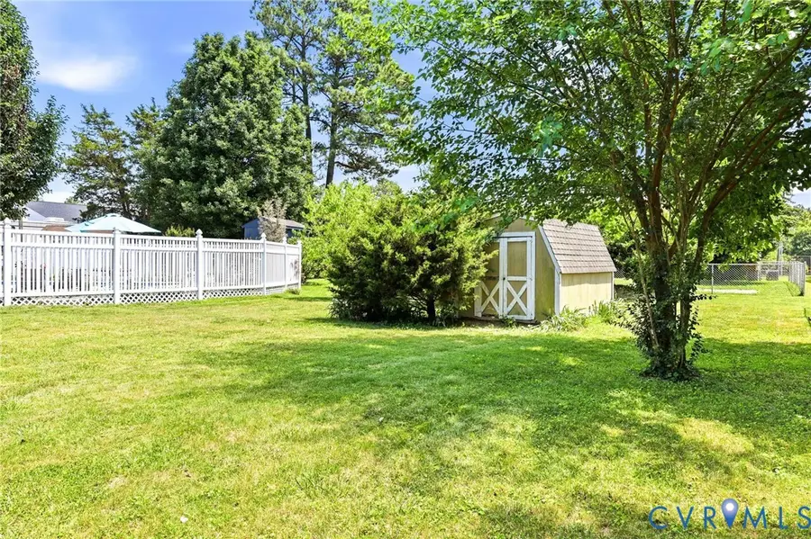 203 Cloverhill Avenue, Colonial Heights, VA 23834 - #2