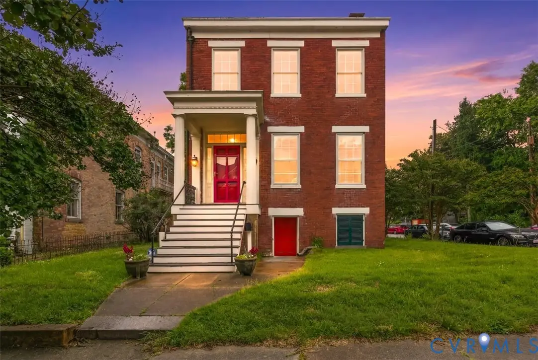 103 N Jefferson Street, Petersburg, VA 23803 - #1