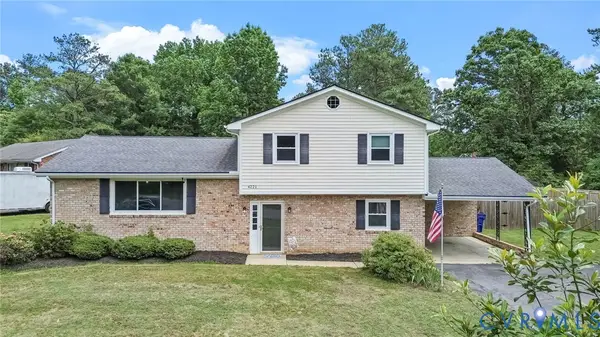 4221 Whitebirch Drive, Chester, VA 23831