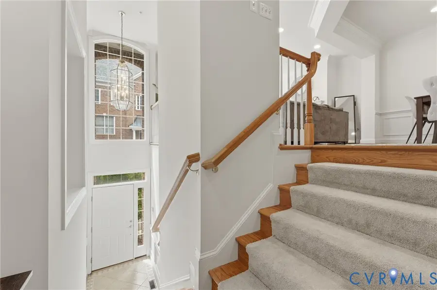 6806 Thompson Crest Court, McLean, VA 22101 - #3