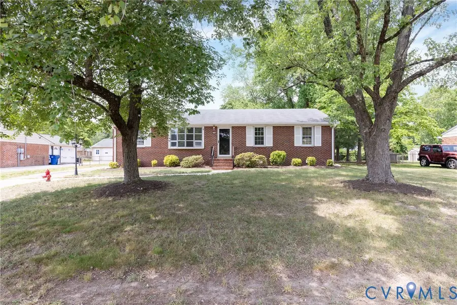 7327 Hunterbrook Drive, Mechanicsville, VA 23111 - #2