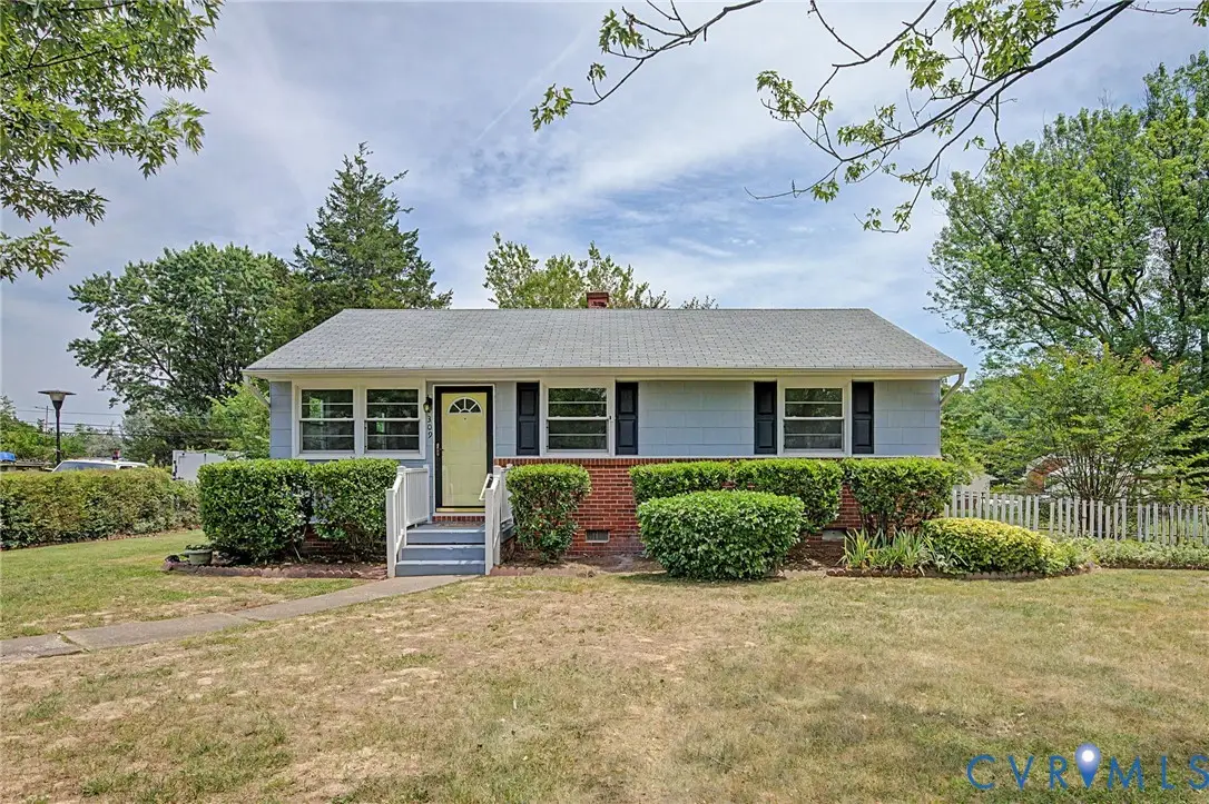 309 N Foxhill Road, Fairfield, VA 23223 - #1