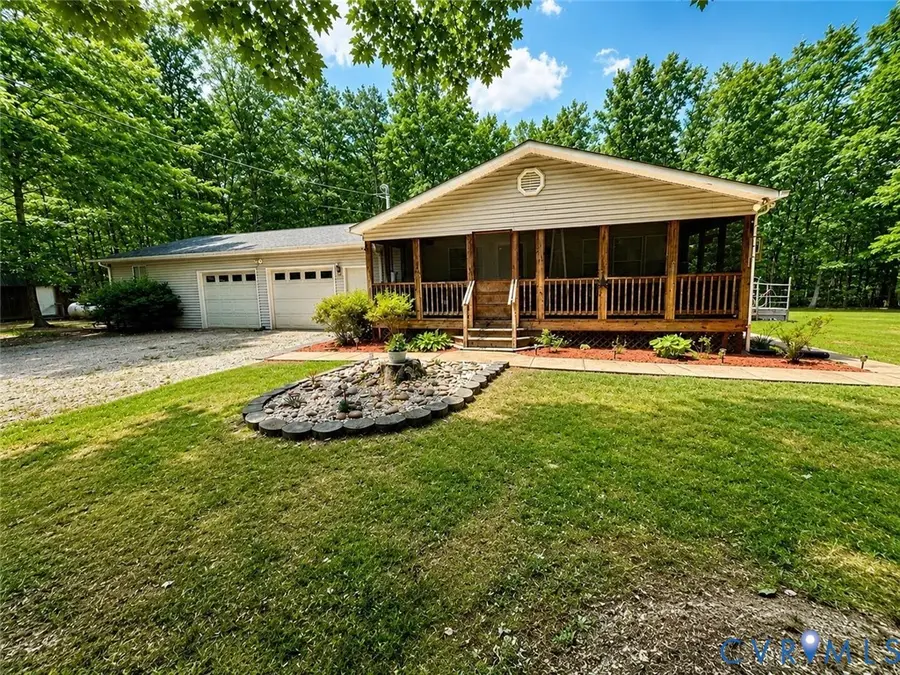 2229 Texas School Road, Wingina, VA 24599 - #2