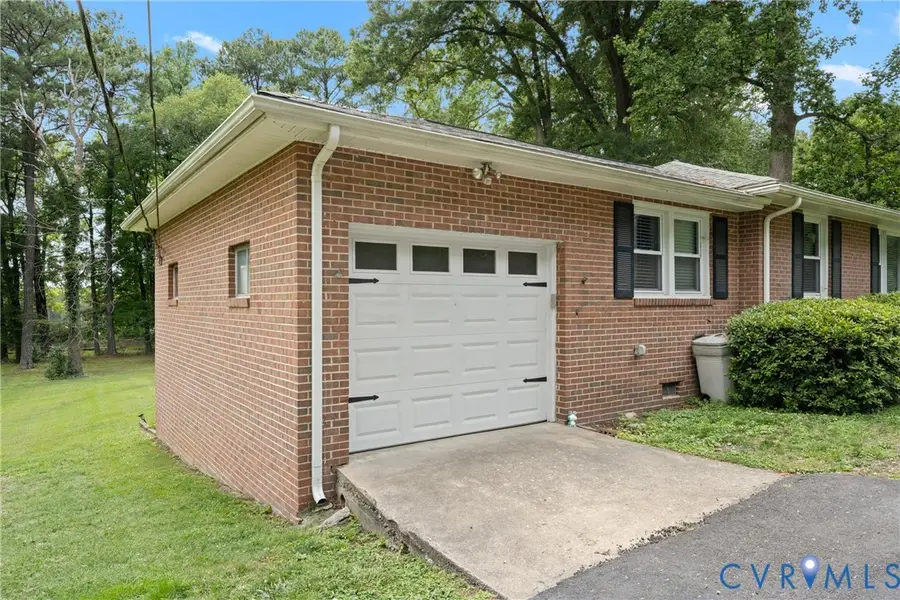 8374 Burnside Drive, Mechanicsville, VA 23116 - #2