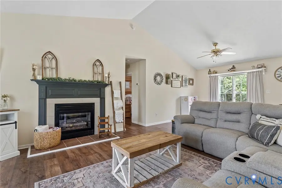 64 Edwards Court, Dutton, VA 23050 - #3