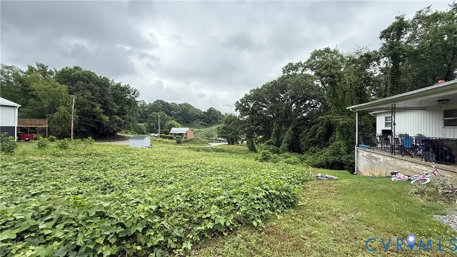 305 Sellers Street, Martinsville, VA 24112 - #3
