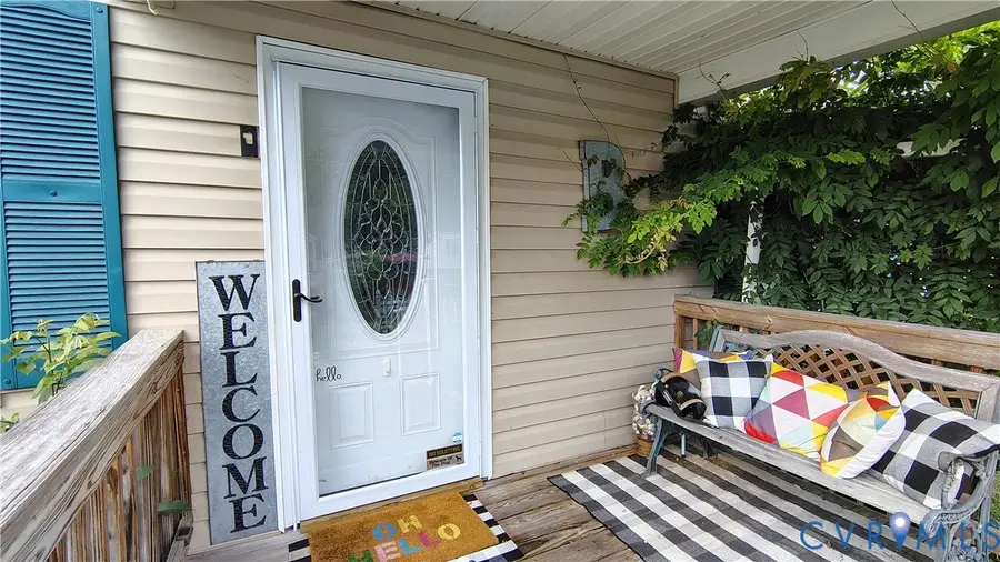 210 Plumtree Avenue, Colonial Heights, VA 23834 - #2
