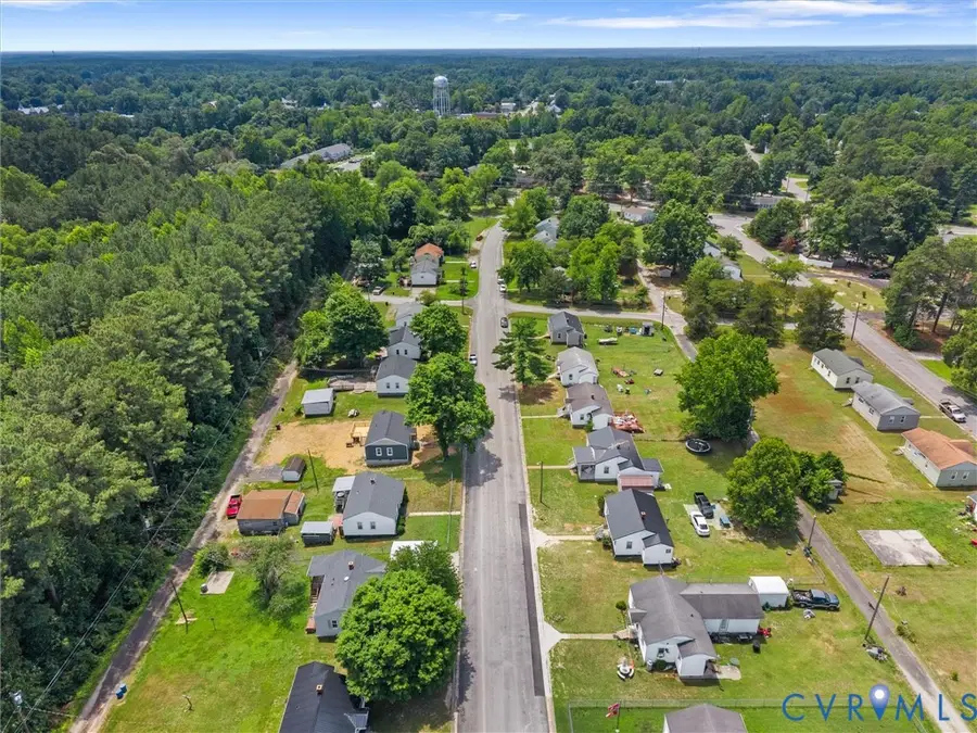 206 Gravatt Avenue, Blackstone, VA 23824 - #2