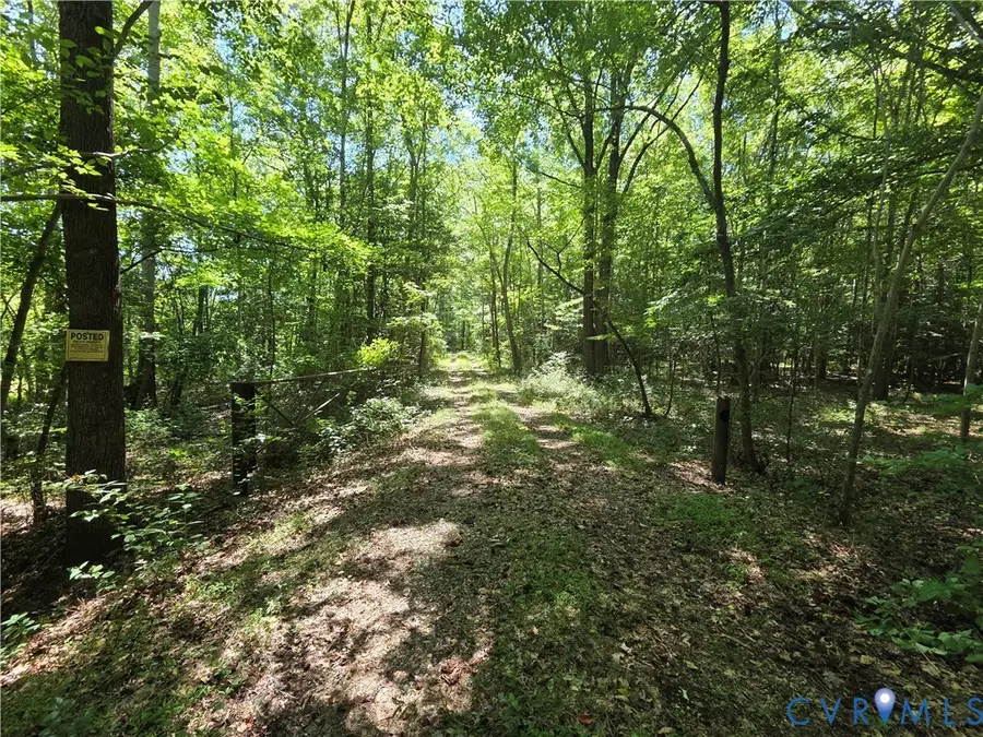 901 N Airport Drive, Sandston, VA 23150 - #2