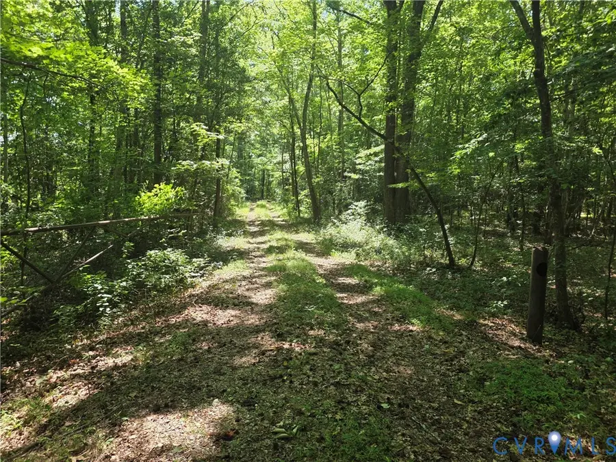 901 N Airport Drive, Sandston, VA 23150 - #3