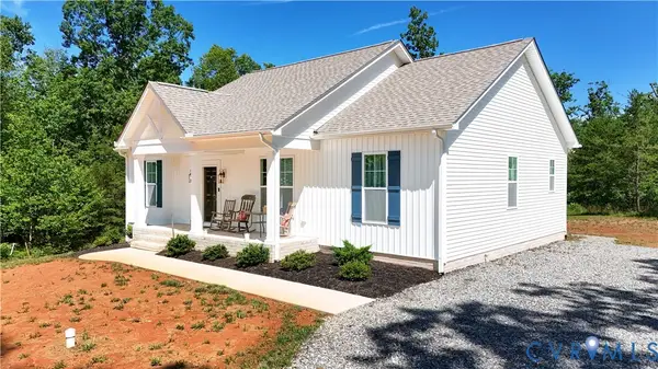 358 Blackwell Road, Scottsville, VA 24590