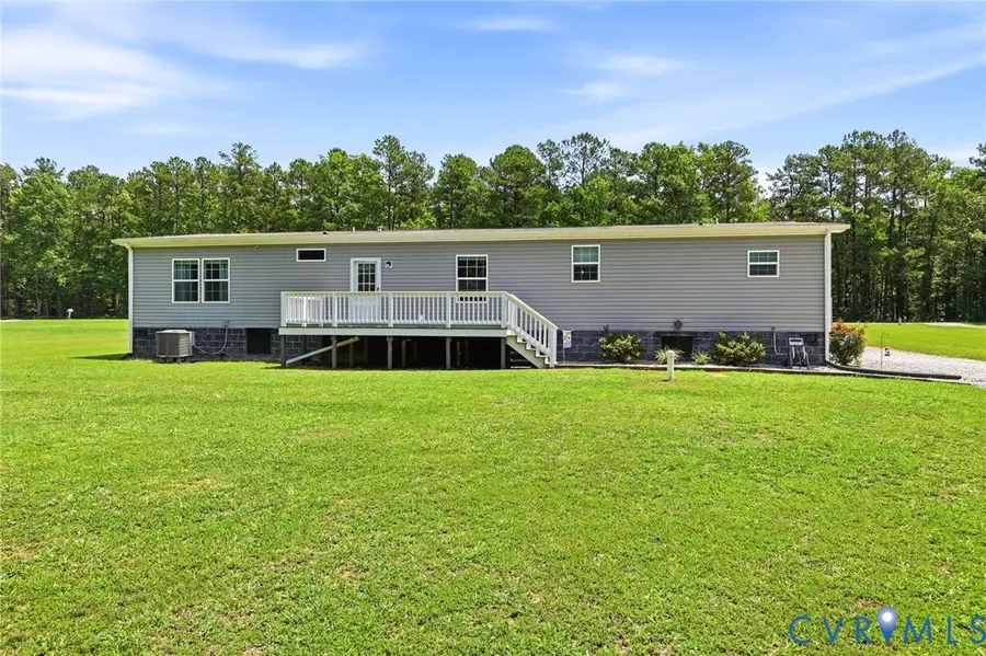 8952 White Oak Church Road, Wilsons, VA 23894 - #2