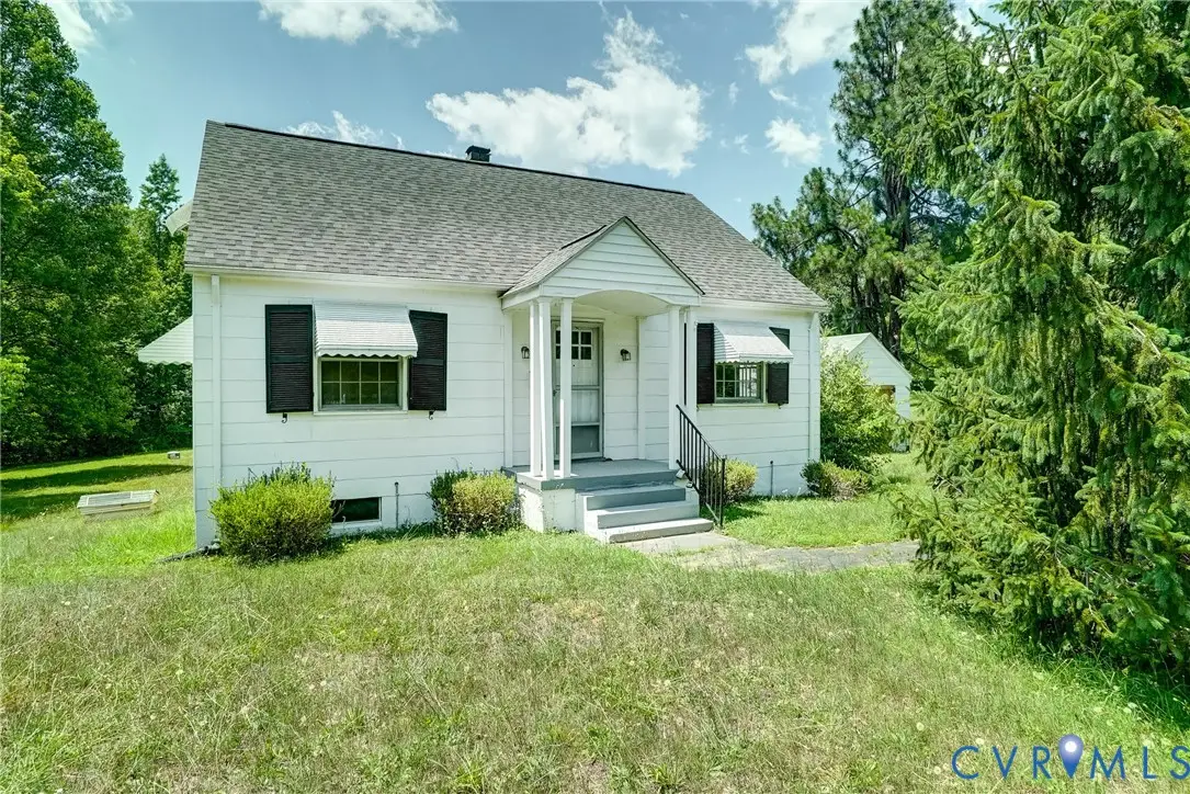29883 N James Madison Highway, New Canton, VA 23123 - #1