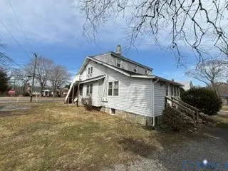 300 E Church Street, Kilmarnock, VA 22482 - #3