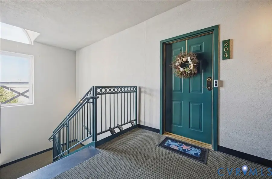 3244 Page Avenue #304, Virginia Beach, VA 23451 - #3