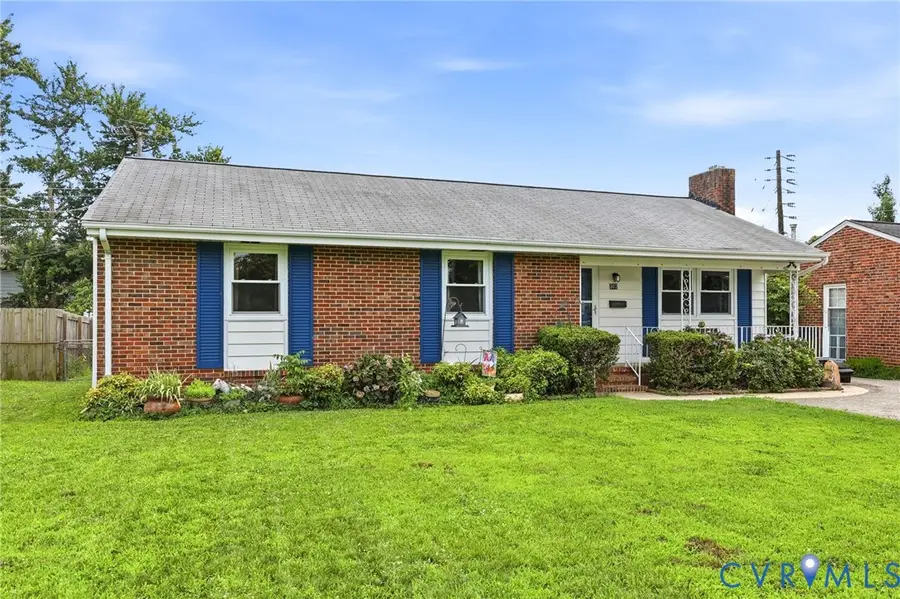 307 Kent Avenue, Colonial Heights, VA 23834 - #3