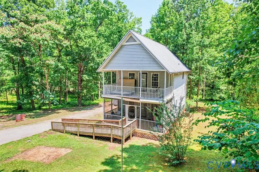 62 Falls Road, Victoria, VA 23974 - #3