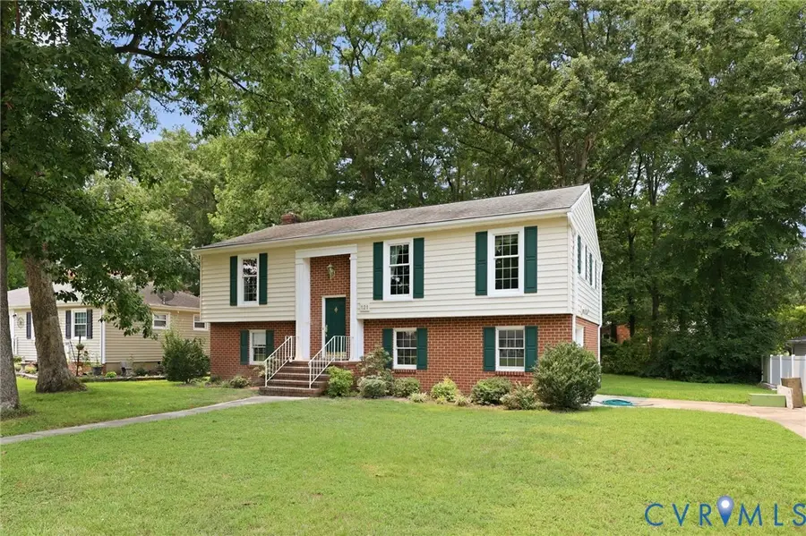 121 Huntington Road, Colonial Heights, VA 23834 - #2