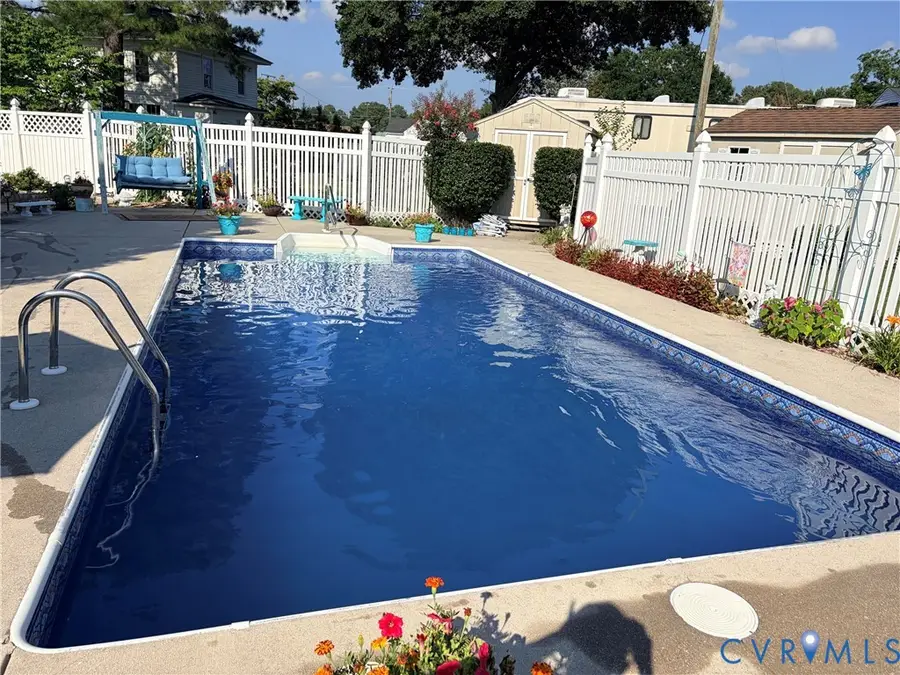 201 Cloverhill, Colonial Heights, VA 23834 - #3
