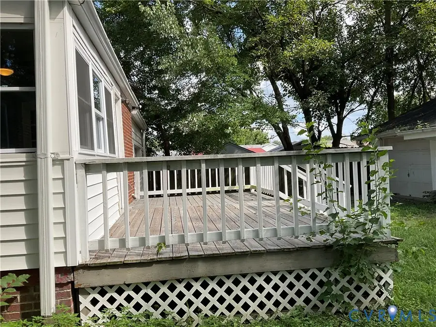 621 Fairlie Road, Colonial Heights, VA 23834 - #3