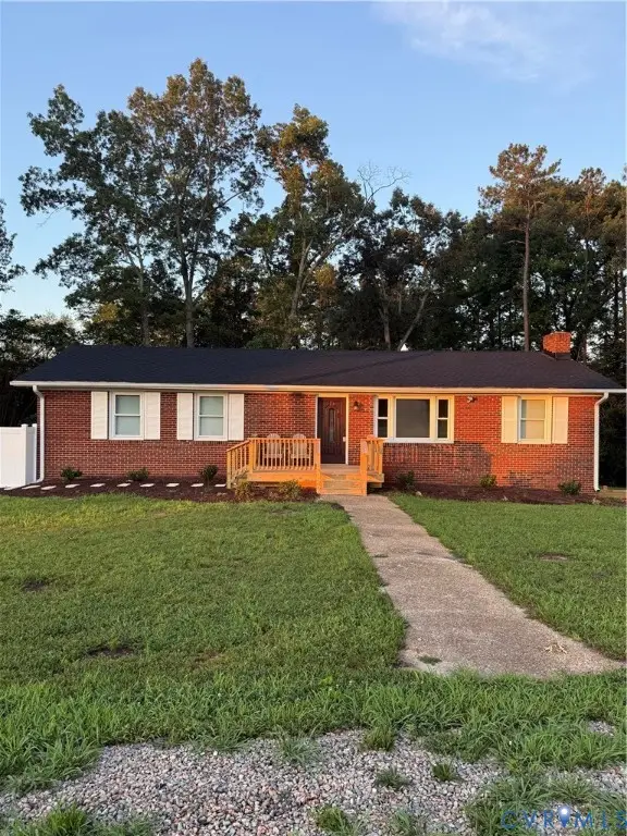 5221 Ecoff Avenue, Chester, VA 23831