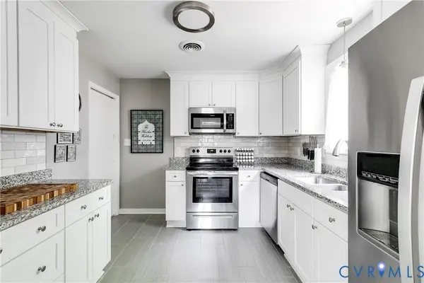 2000 Woodmont Drive, Chesterfield, VA 23235