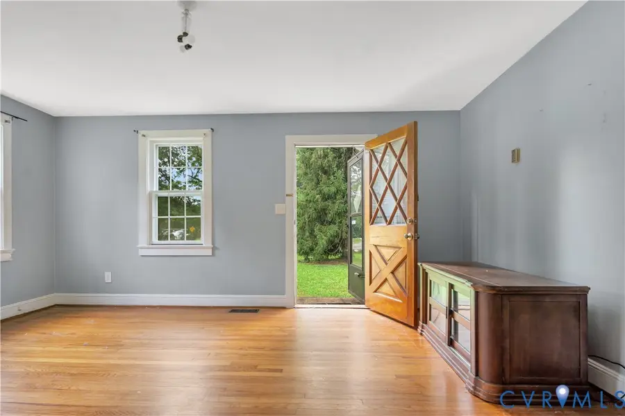 5711 Middle Road, Prince George, VA 23875 - #3