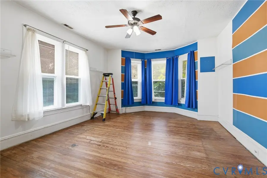 8 N Grove Avenue, Highland Springs, VA 23075 - #3