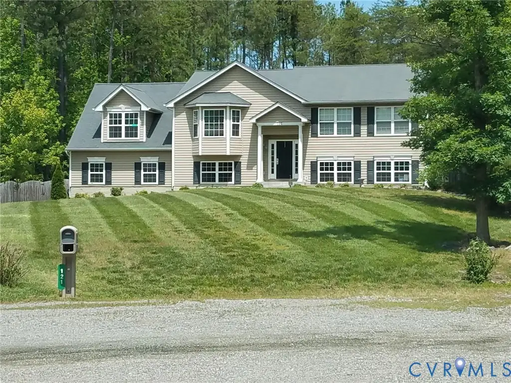 121 Delaware Drive, Ruther Glen, VA 22546 - #1
