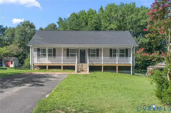38 E Jefferson Avenue, Warsaw, VA 22572