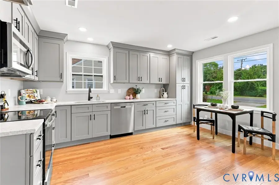1909 Cool Lane, East Highland Park, VA 23223 - #2