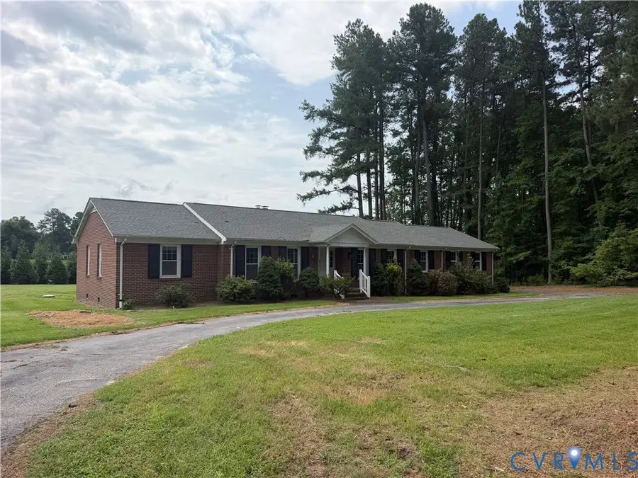 309 Old Plank Road, Kenbridge, VA 23944 - #2