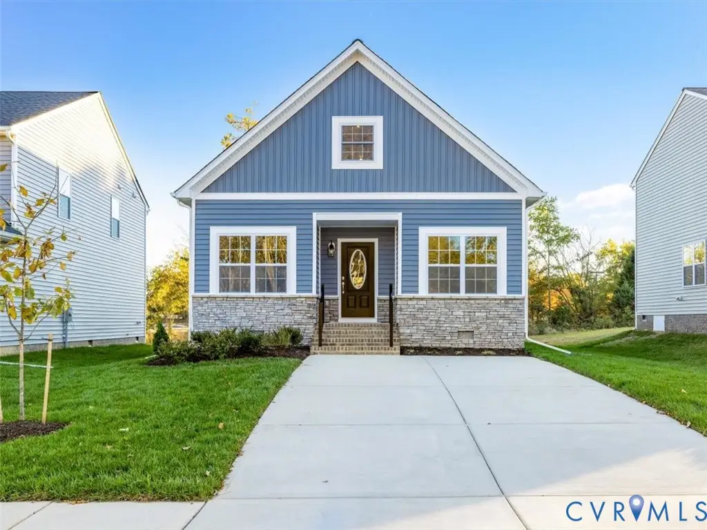 11831 Farnham Woods Drive, Midlothian, VA 23112 - #1