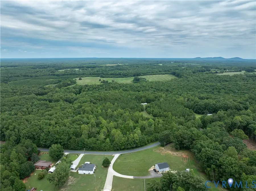 516,480,724 Perkins Mill Road, Dillwyn, VA 23936 - #3