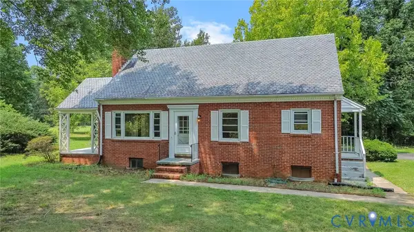 27039 N James Madison Highway, New Canton, VA 23123