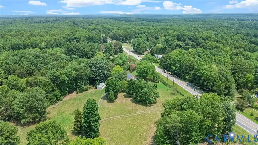 27039 N James Madison Highway, New Canton, VA 23123 - #2