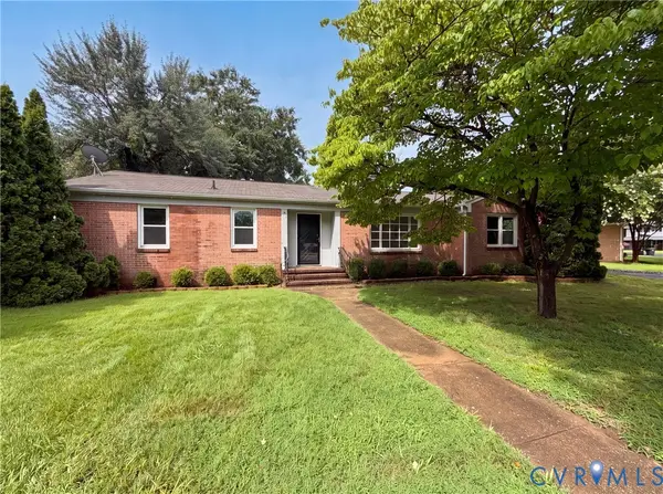 1016 Forestview Drive, Colonial Heights, VA 23834