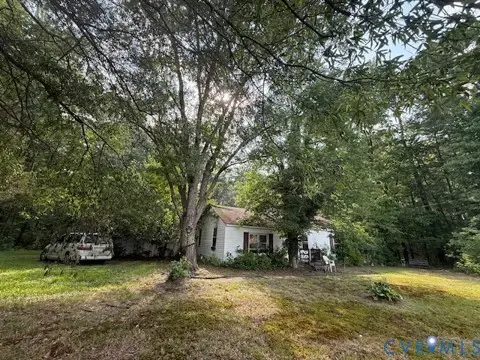 705 Thompson Street, Ashland, VA 23005 - #3