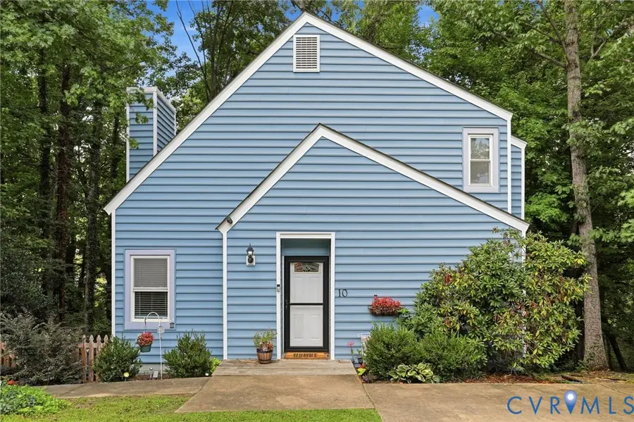 10 Silverleaf Court, Clover Hill, VA 23236 - #2