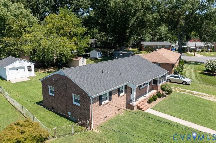 810 Keswick Road, Colonial Heights, VA 23834 - #2