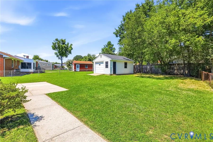 810 Keswick Road, Colonial Heights, VA 23834 - #3