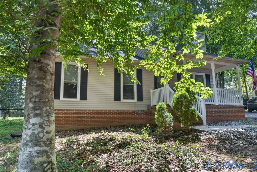 26 Cresthill Court, Ruther Glen, VA 22546 - #3